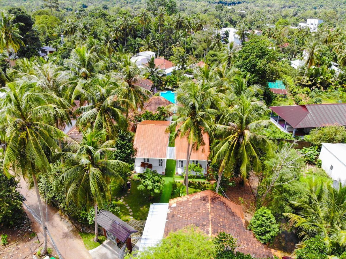 Duc Anh Bungalow Bed and Breakfast Phu Quoc Esterno foto