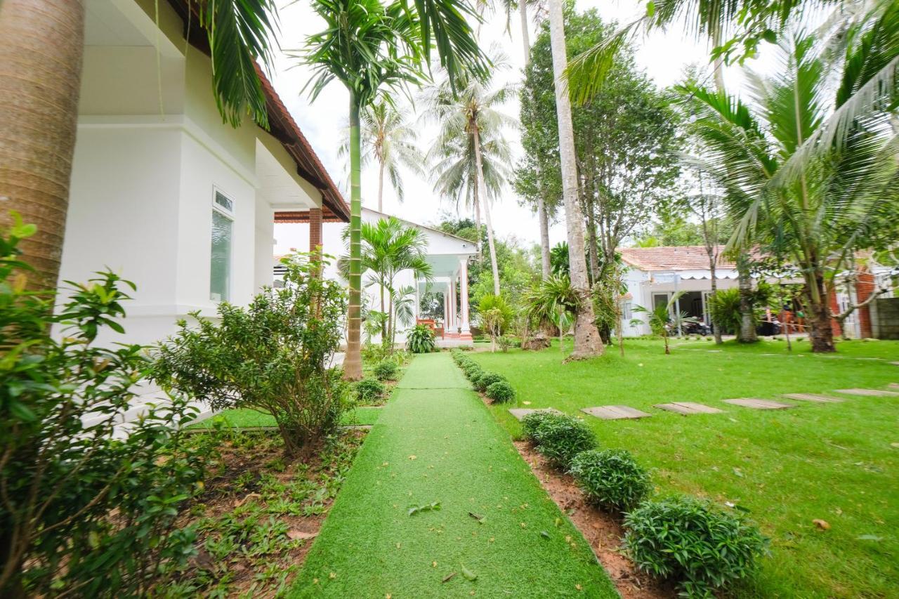 Duc Anh Bungalow Bed and Breakfast Phu Quoc Esterno foto