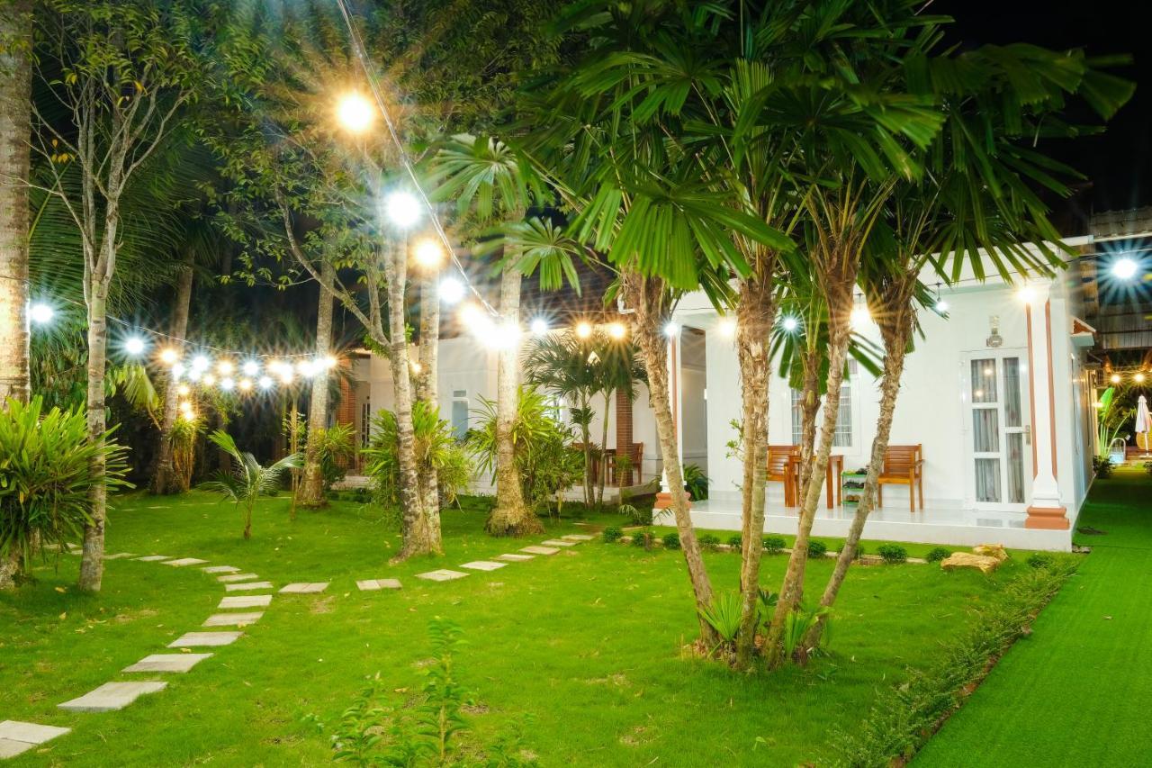 Duc Anh Bungalow Bed and Breakfast Phu Quoc Esterno foto