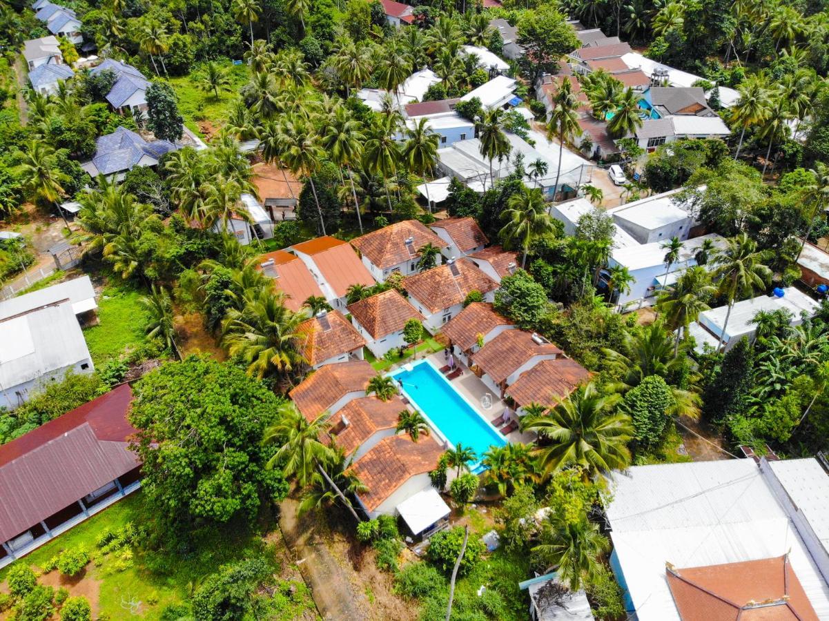 Duc Anh Bungalow Bed and Breakfast Phu Quoc Esterno foto