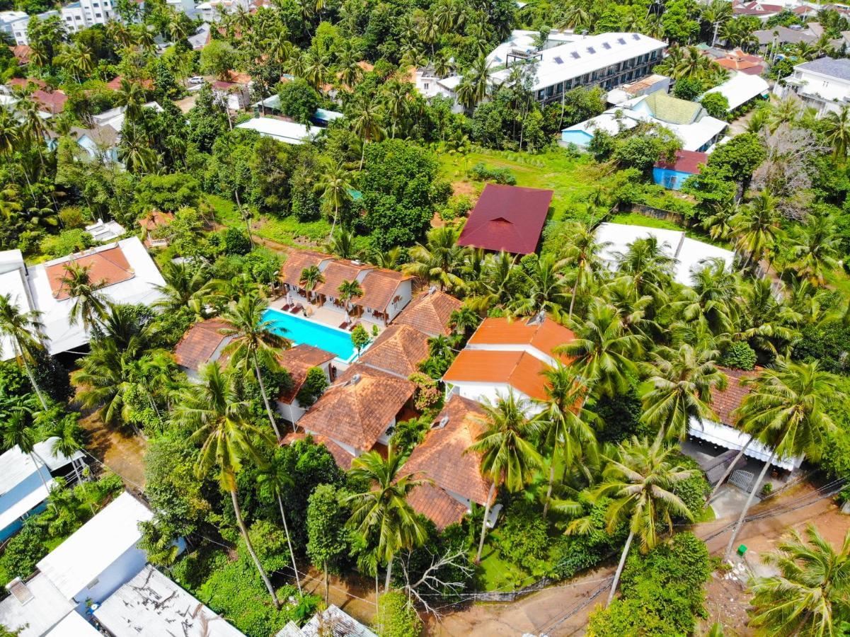 Duc Anh Bungalow Bed and Breakfast Phu Quoc Esterno foto
